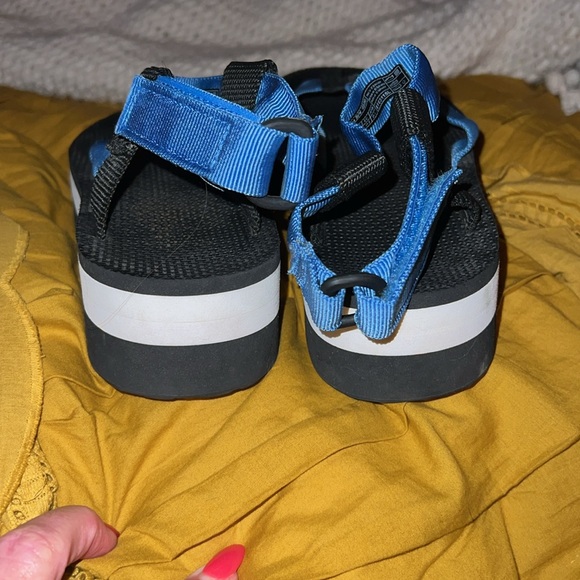 Teva platform - Picture 6 of 6